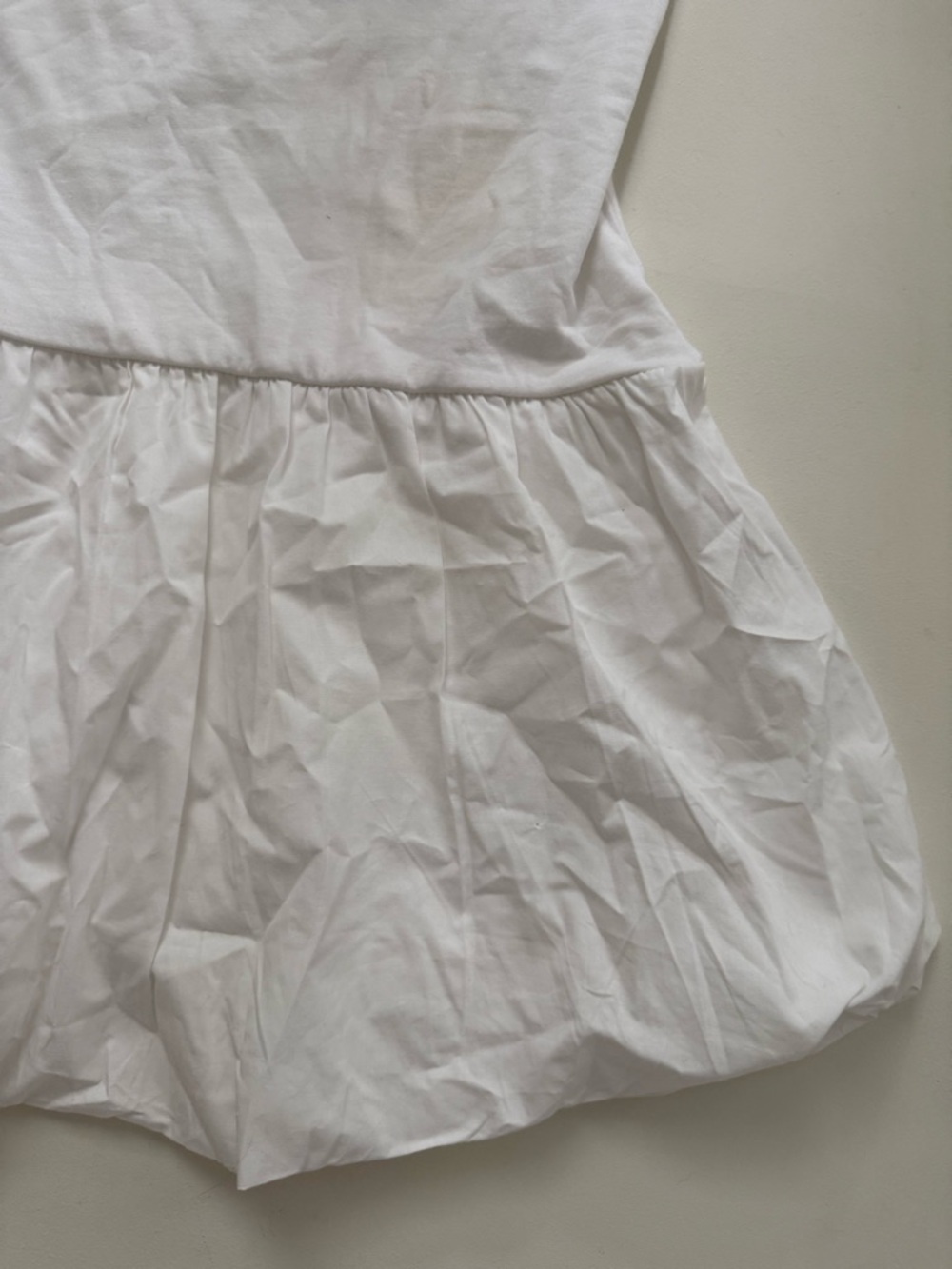 RETROD Women’s Strapless White Bubble Hem Dress / Solid white dress / Sundress - Picture 4 of 6